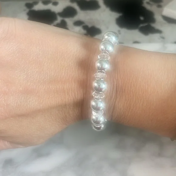 Silver hematite & diamond cut clear quartz bracelet - Picture 2 of 5